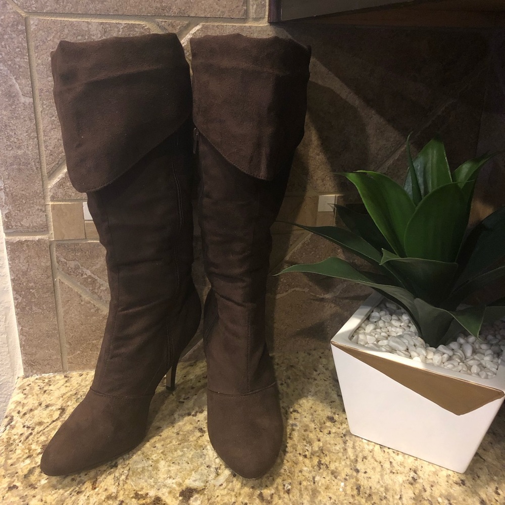 Cuffed Knee High Suede Boot Low-Heel